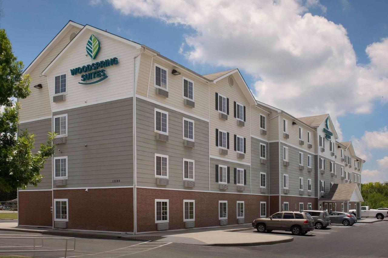 Woodspring Suites San Antonio North Live Oak I-35 Exterior photo