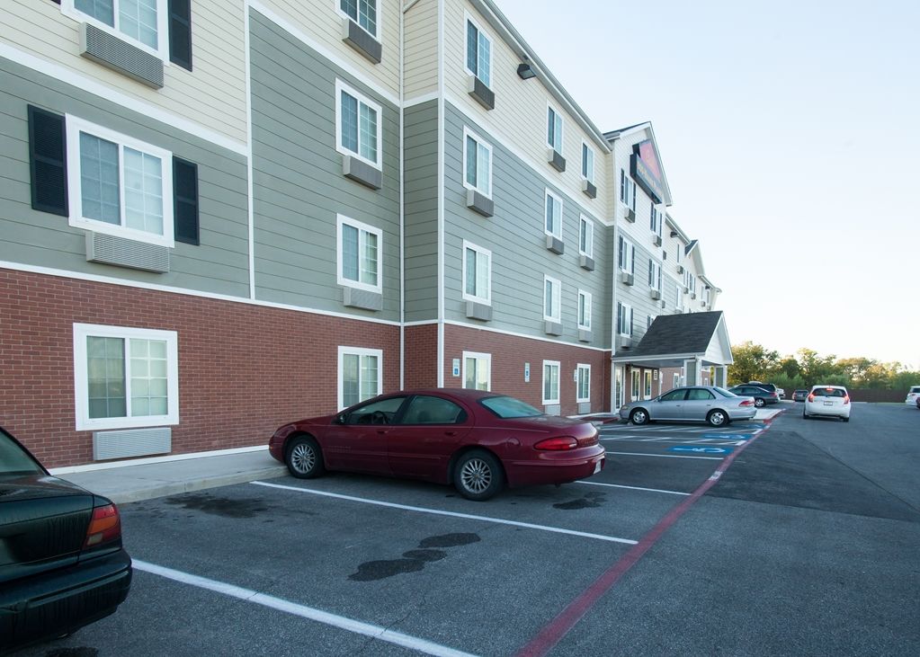 Woodspring Suites San Antonio North Live Oak I-35 Exterior photo