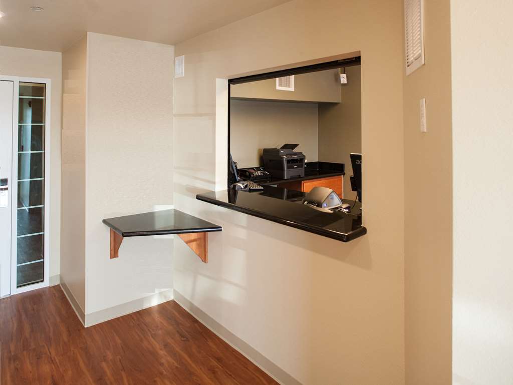 Woodspring Suites San Antonio North Live Oak I-35 Interior photo